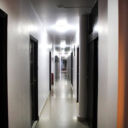 Hotel Rajmandir Faridabad Exteriör bild